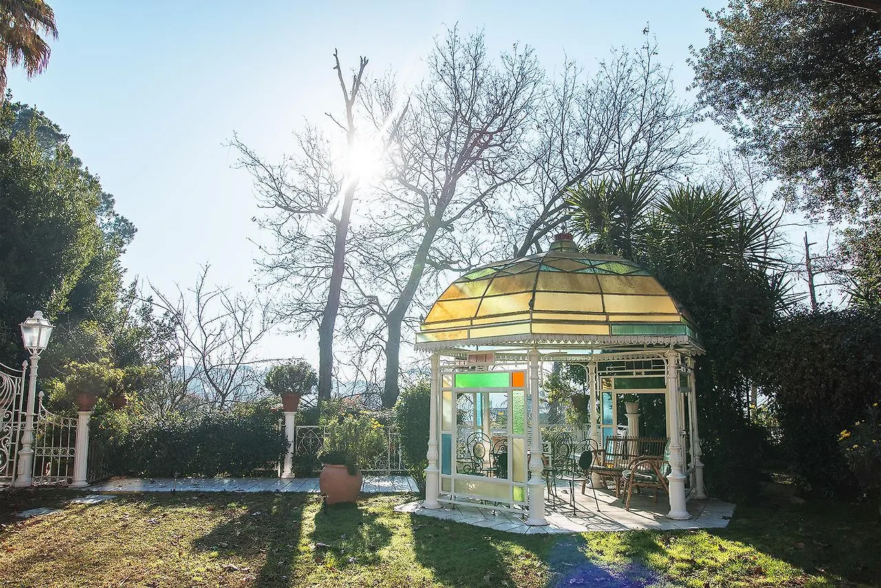 B&B Casale Dell'Insugherata ローマ 2*,